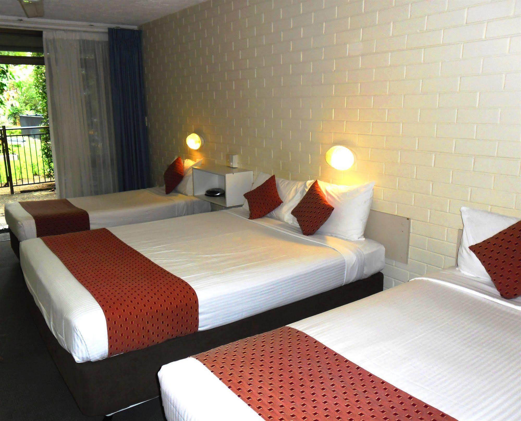 Mooloolaba Motel Exterior photo